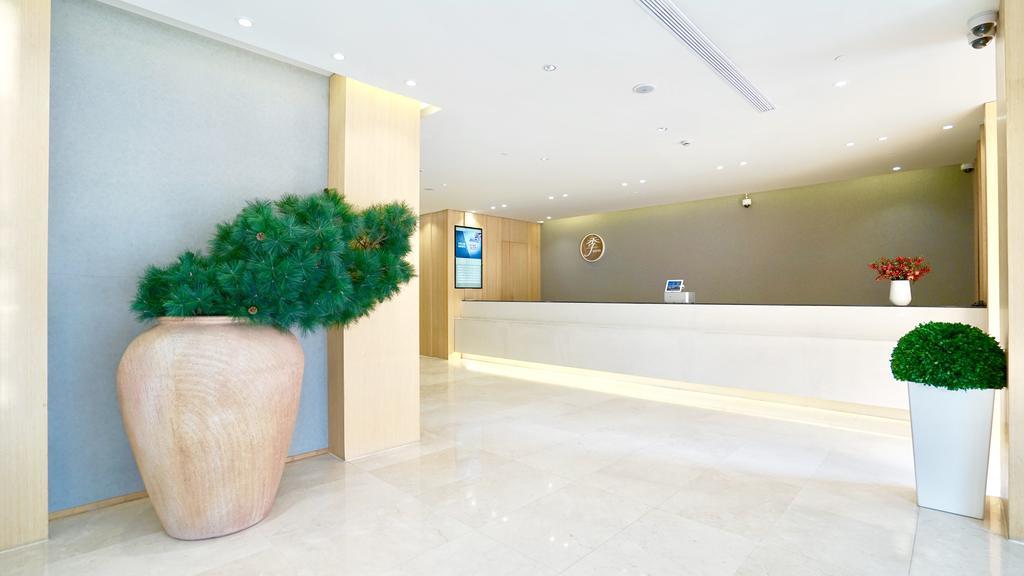 Ji Hotel Shanghai Oriental Pearl Tower Exterior foto